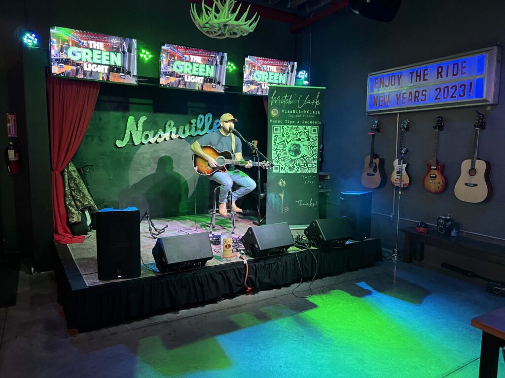 Green Light Bar live music, Upstage Party Bus Nashville